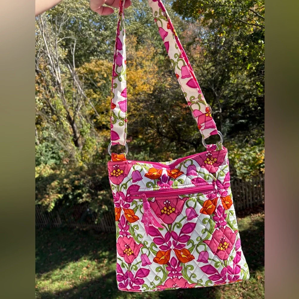 Vera Bradley Lilli Bell Crossbody - Picture 5 of 10